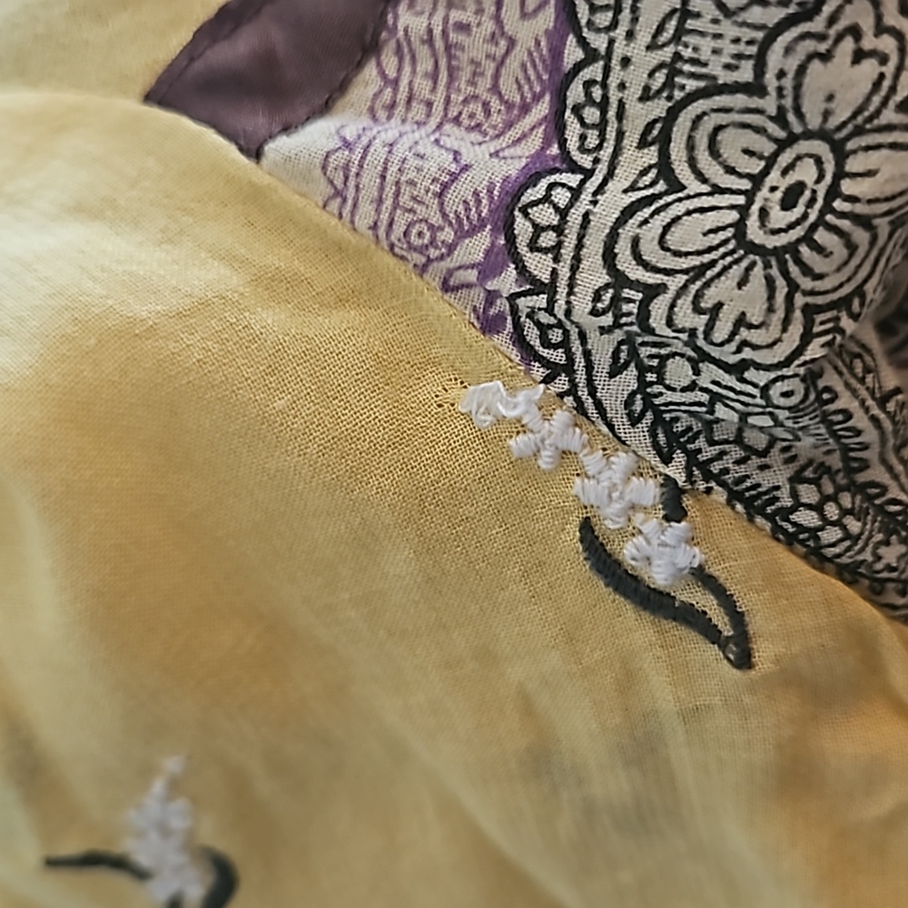 Anthropologie Lithe Embroidered Floral Top Shirt sz 8 - Picture 6 of 6